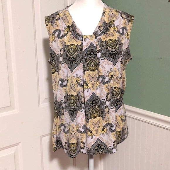 Dana Buchman Tops - Dana Buchman Large Tank Paisley Summer Work